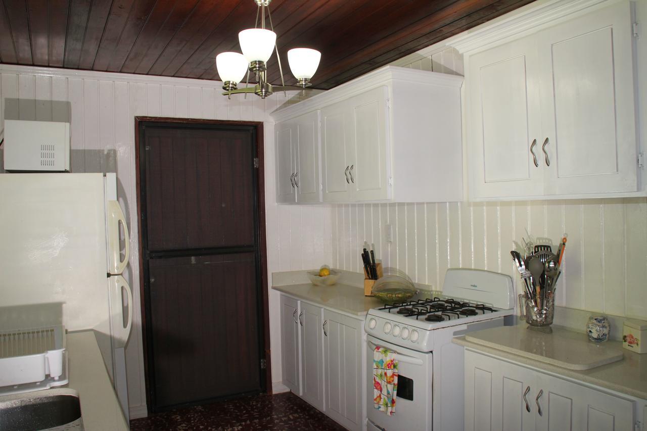 Treetops Villa بورت أنطونيو المظهر الخارجي الصورة